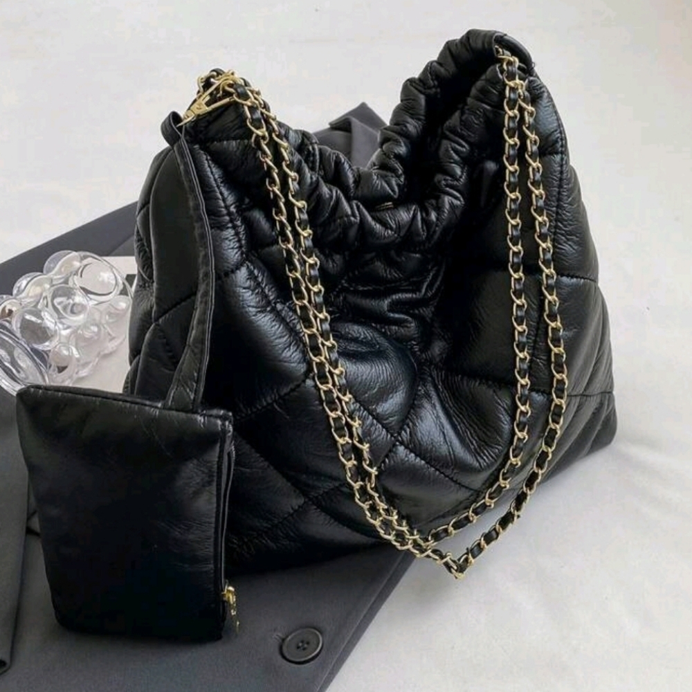 Black Quilted Chain Shoulder Bag